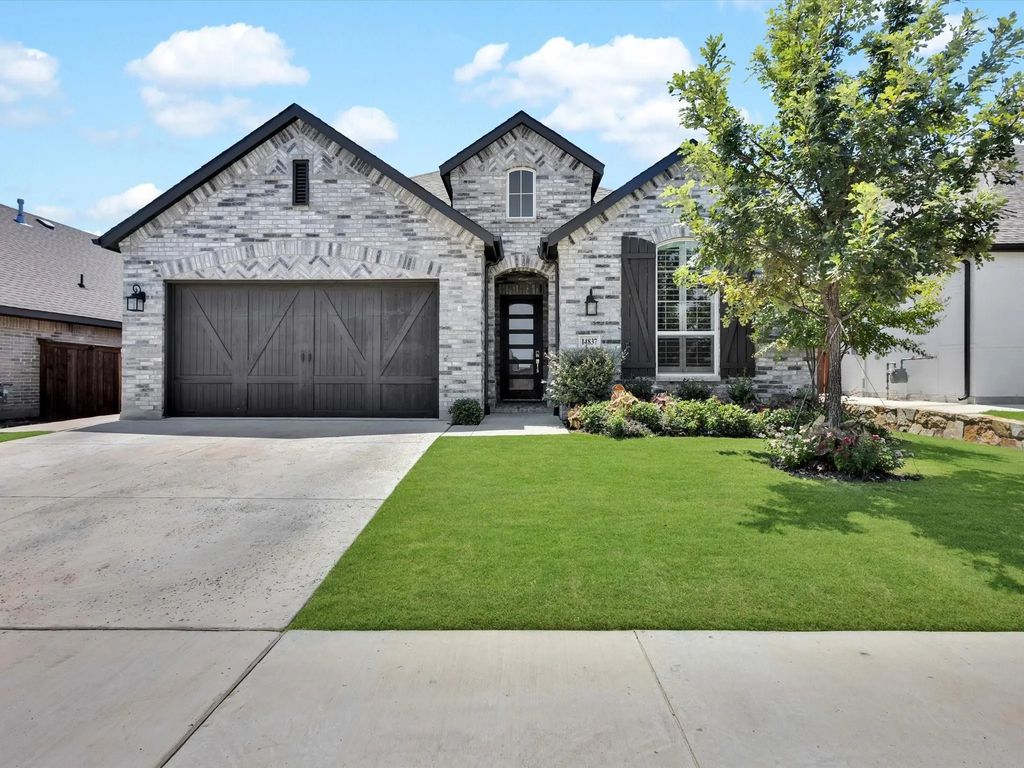 14837 Nightmist Road, Aledo