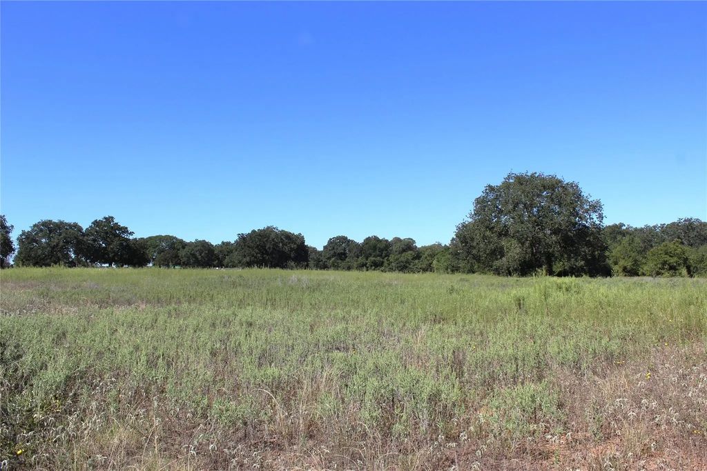 165 County Road 315, Comanche