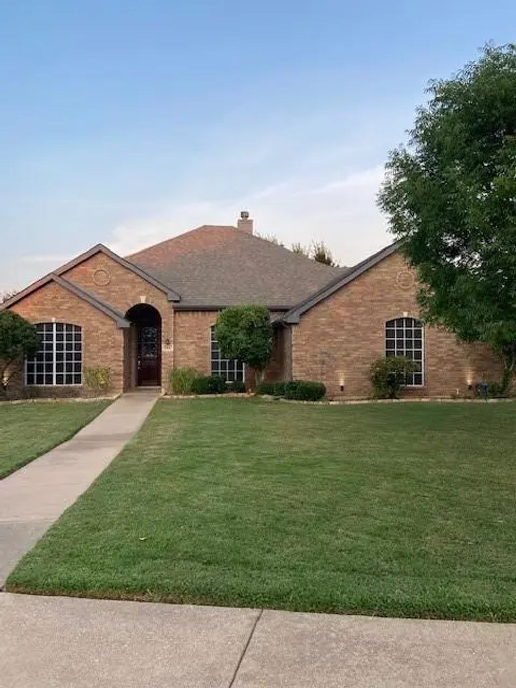 804 Whitley Court, Kennedale
