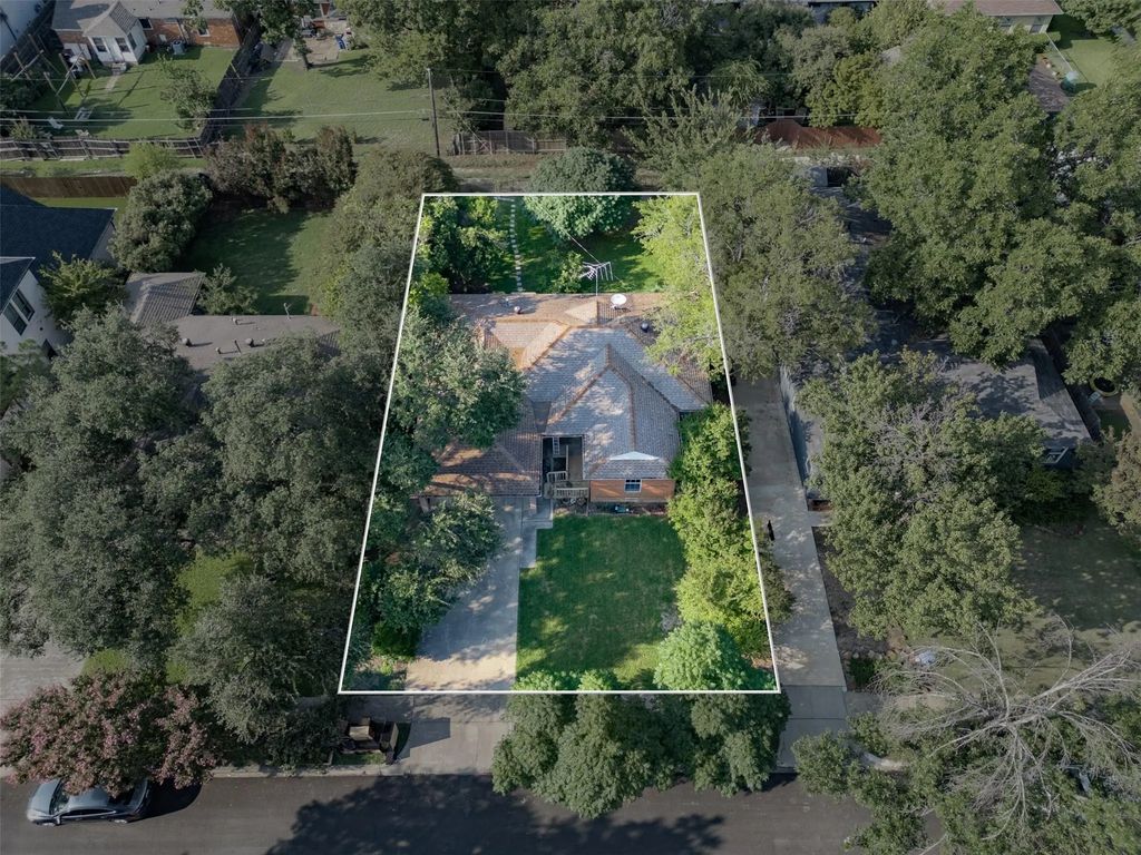 3885 Gaspar Drive, Dallas
