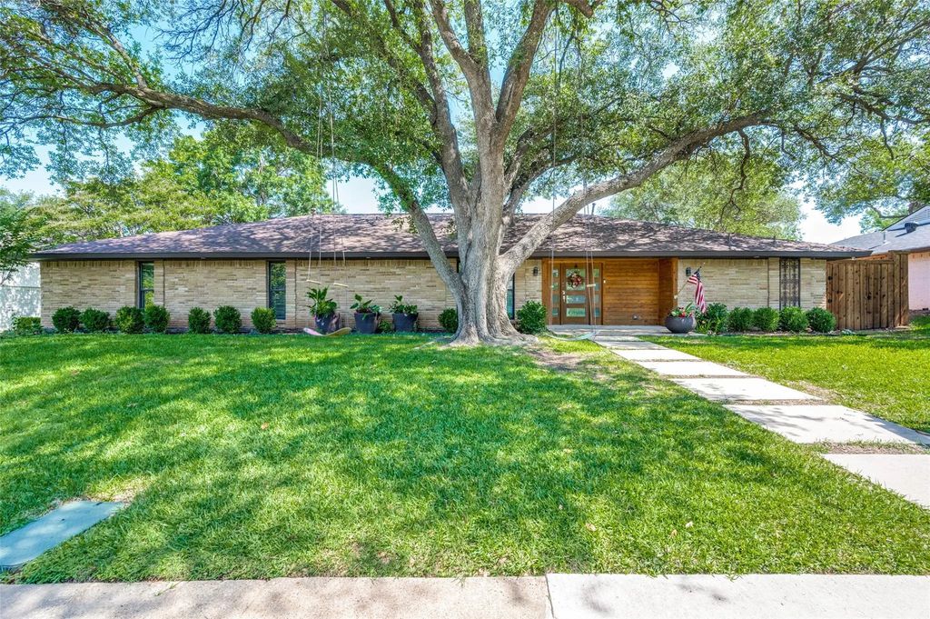 4055 Fawnhollow Drive, Dallas