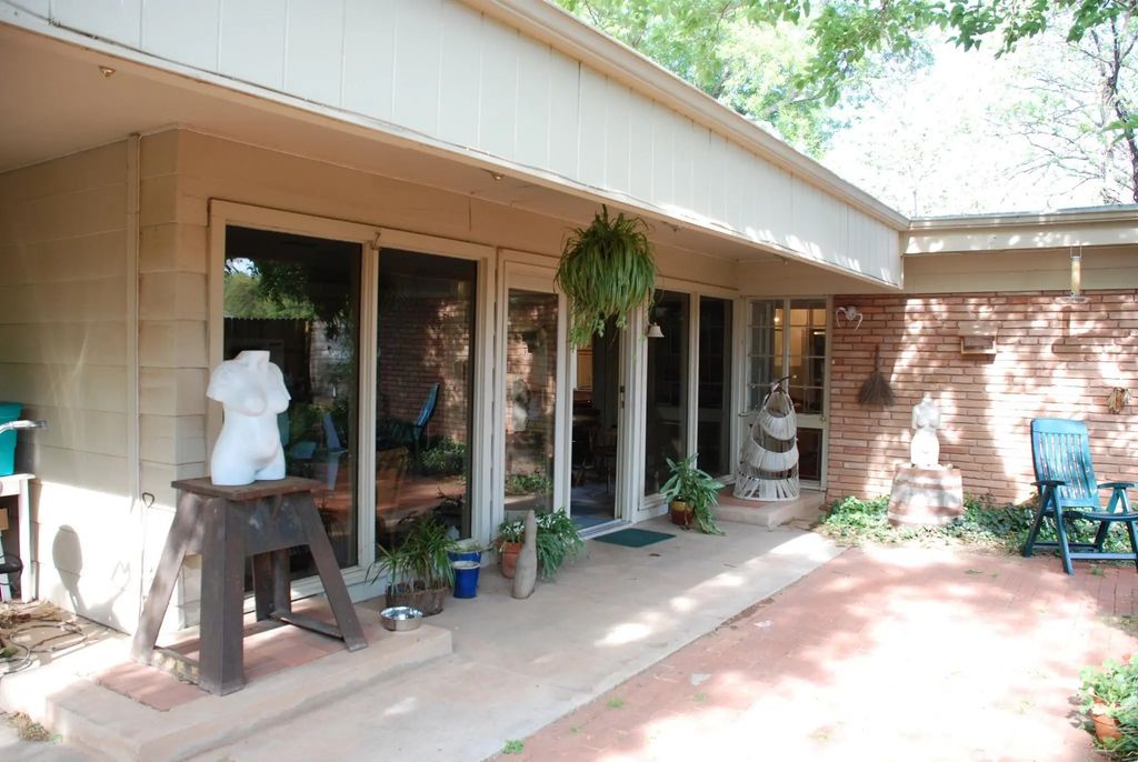 1358 S Leggett Drive, Abilene