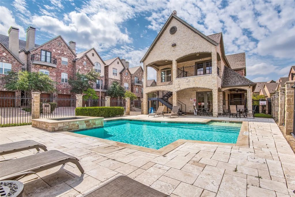 800 Rockingham Drive, Irving
