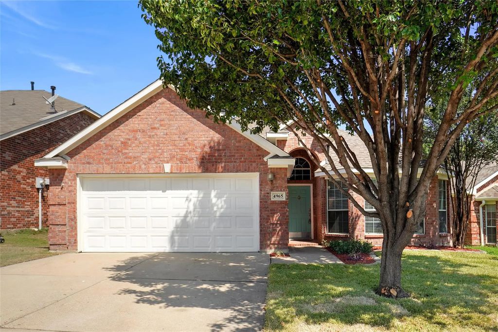 4965 Galley Circle, Fort Worth
