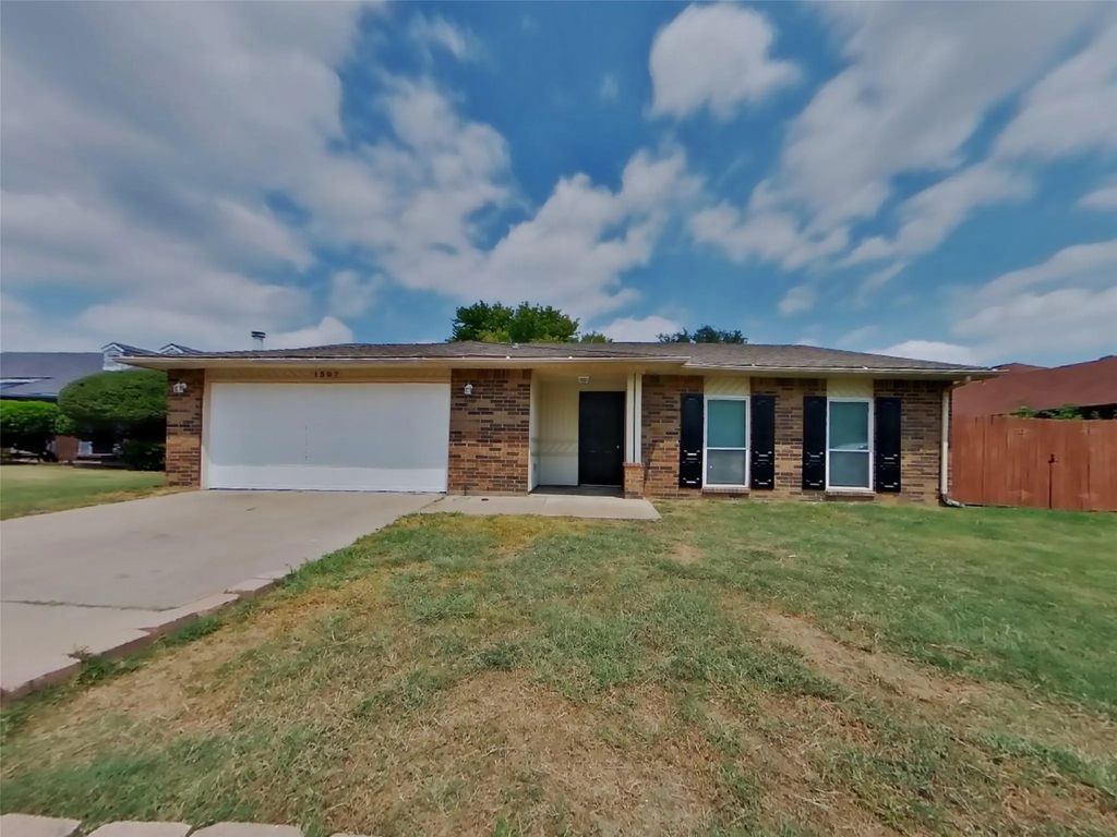1507 Carlsbad Drive, Arlington