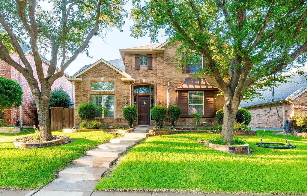 2728 Breezy Point Lane, Frisco