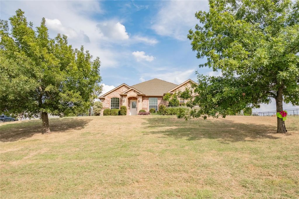 140 Owen Circle, Weatherford