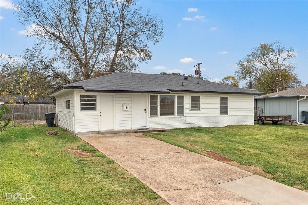 1909 Rodney Street, Bossier City