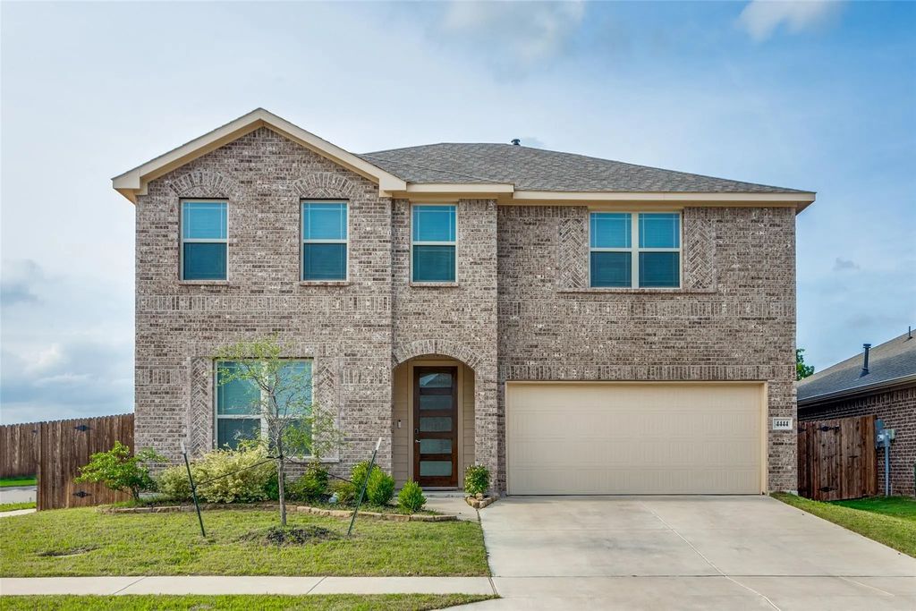 4444 Pentridge Drive, Fort Worth