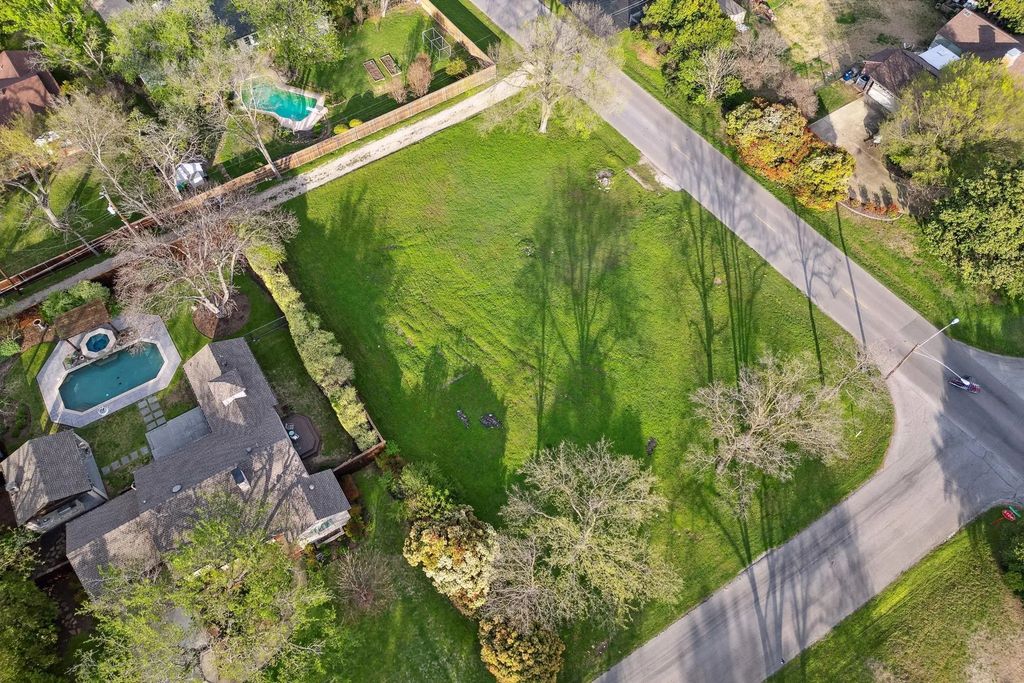 1414 Corto Drive, Dallas