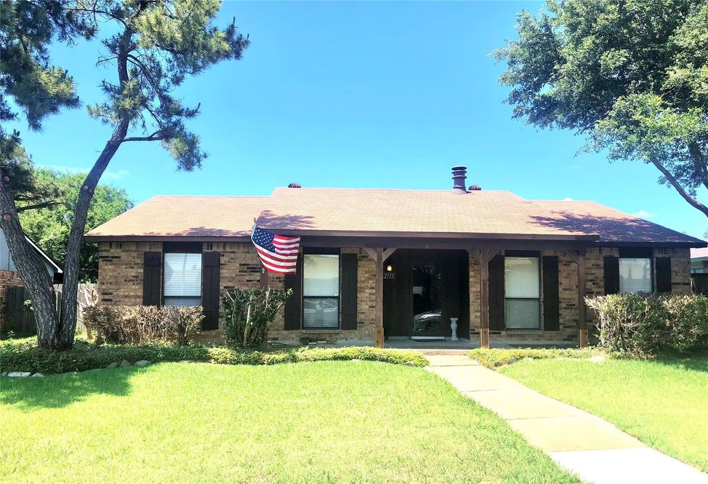 2113 Kings Road, Carrollton