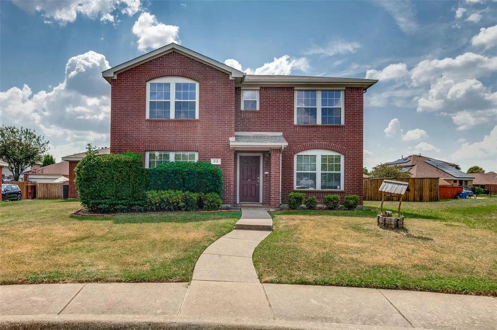 213 Balsam Grove Circle, DeSoto
