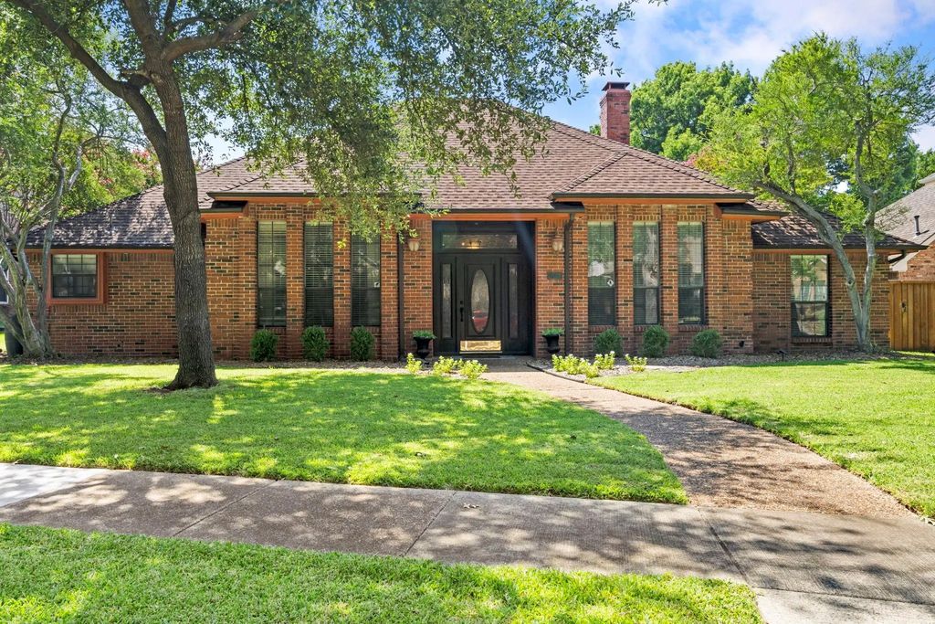 1708 Fernwood Drive, Plano