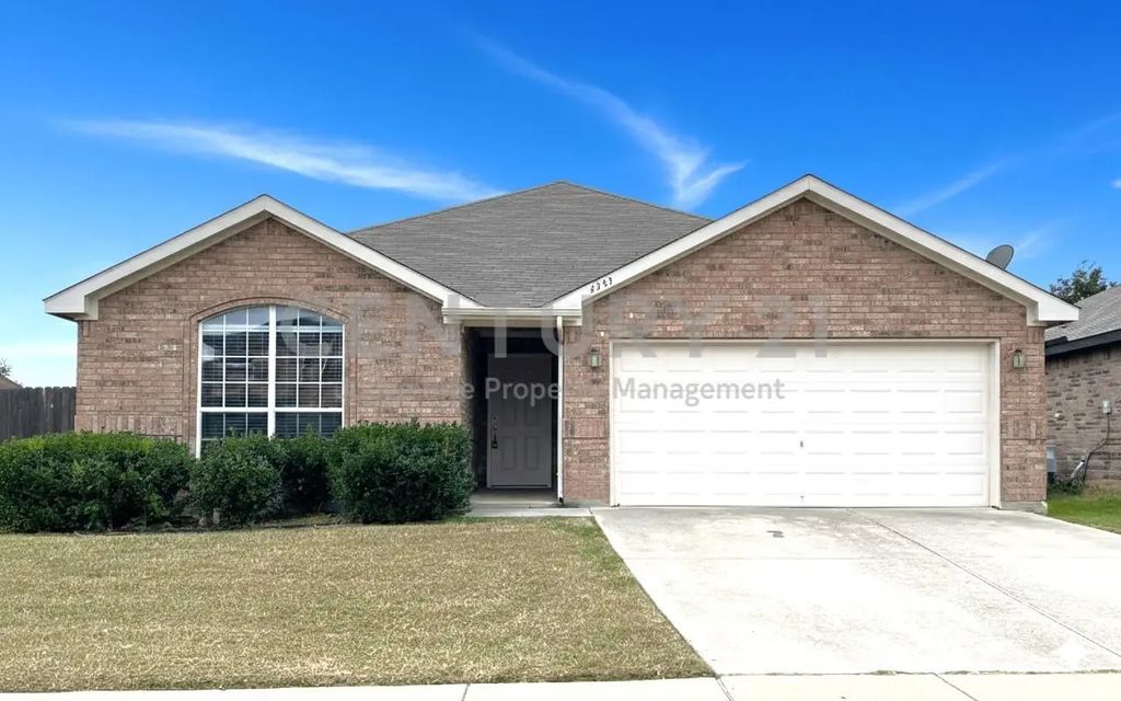 4333 Rockmill Trail, Fort Worth