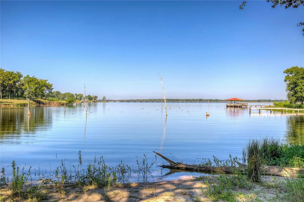 1024 Indian Gap, Quitman