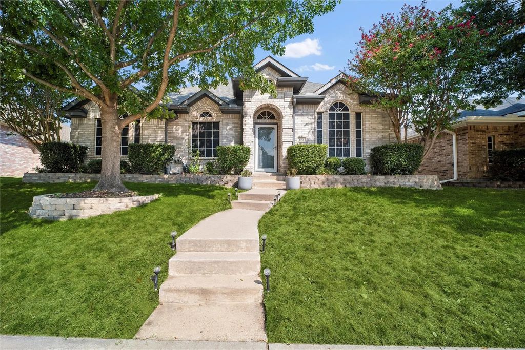 803 Carolyn Lane, Allen