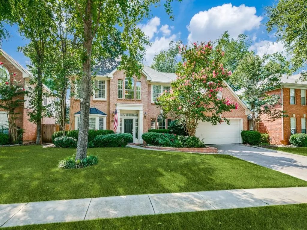 4137 Crescent Drive, Flower Mound
