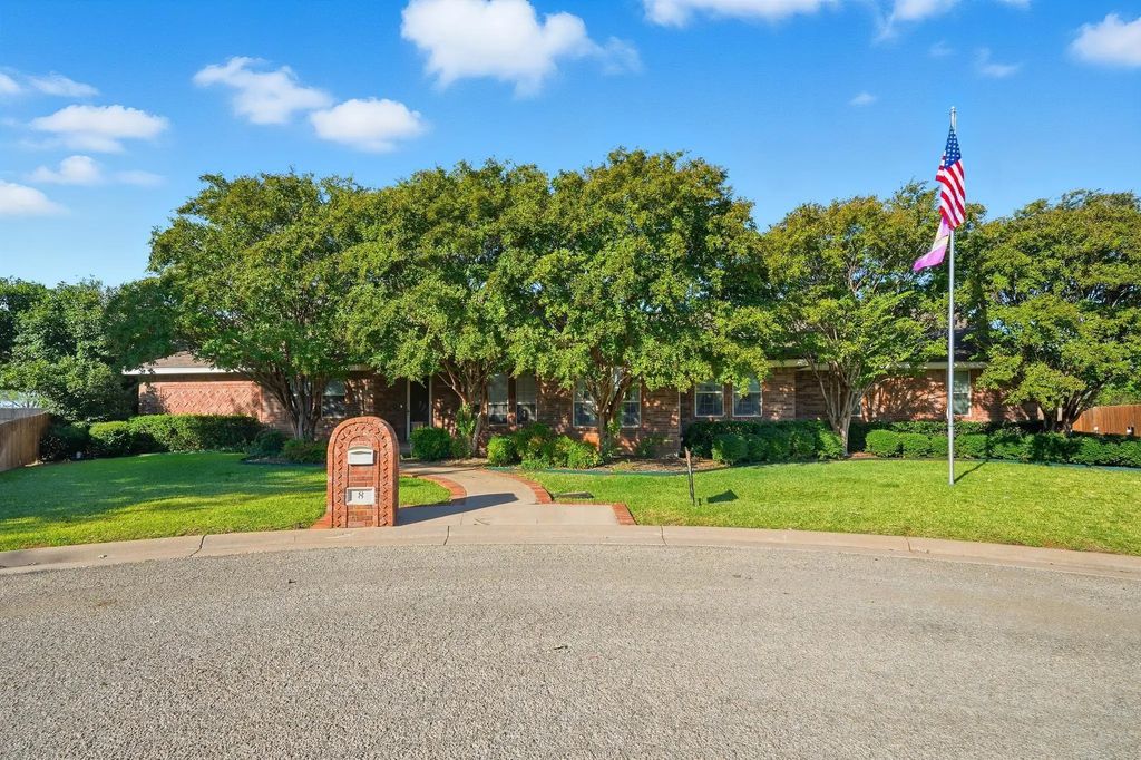 8 Contour Drive, Abilene