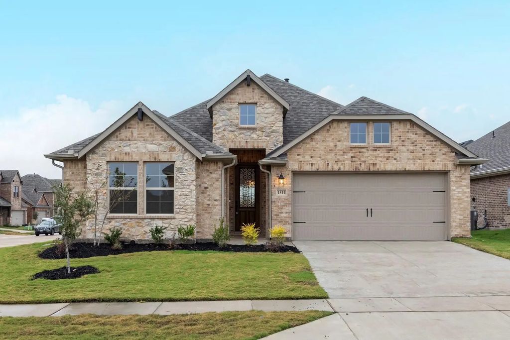 1514 Flannagan Pond Road, Forney