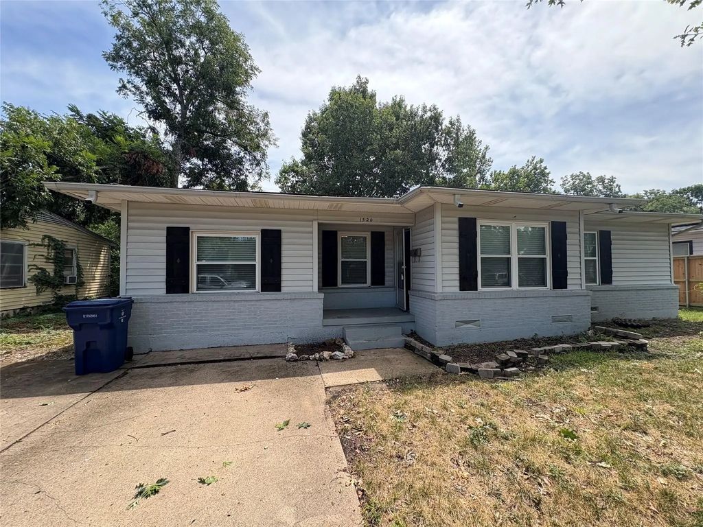 1520 Hilltop Drive, Garland