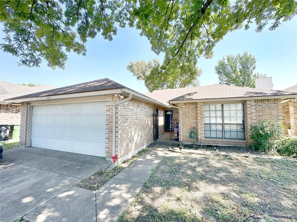 5315 Barberry Drive, Arlington