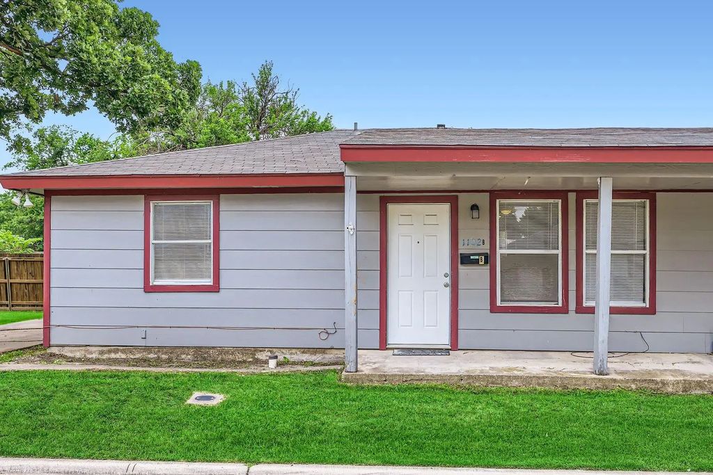 1102 Jefferson Street B, McKinney