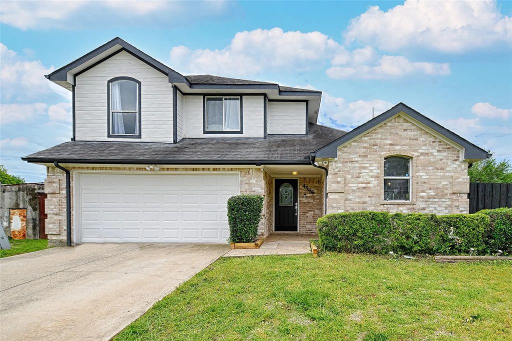 4544 N Shore Drive, The Colony