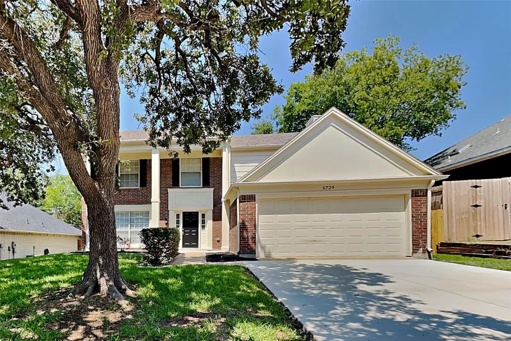 6729 Parkwood Drive, North Richland Hills