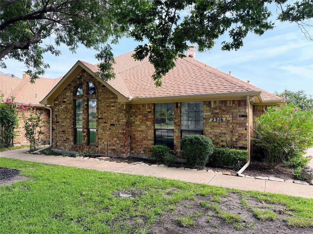 2316 Arroyo Court, Plano