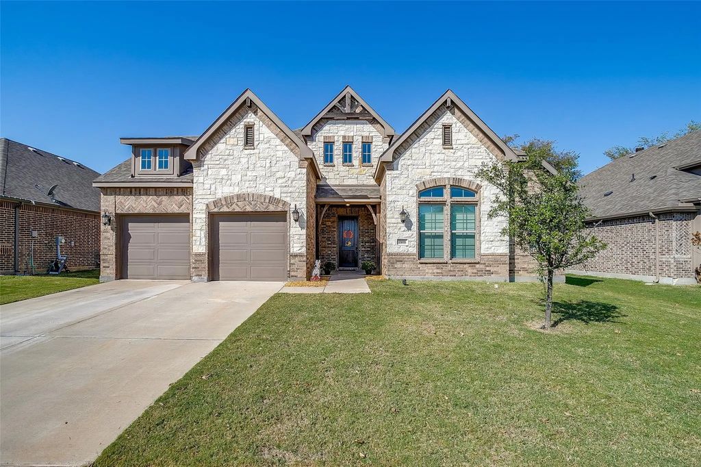 1808 Pedernales Street, Burleson