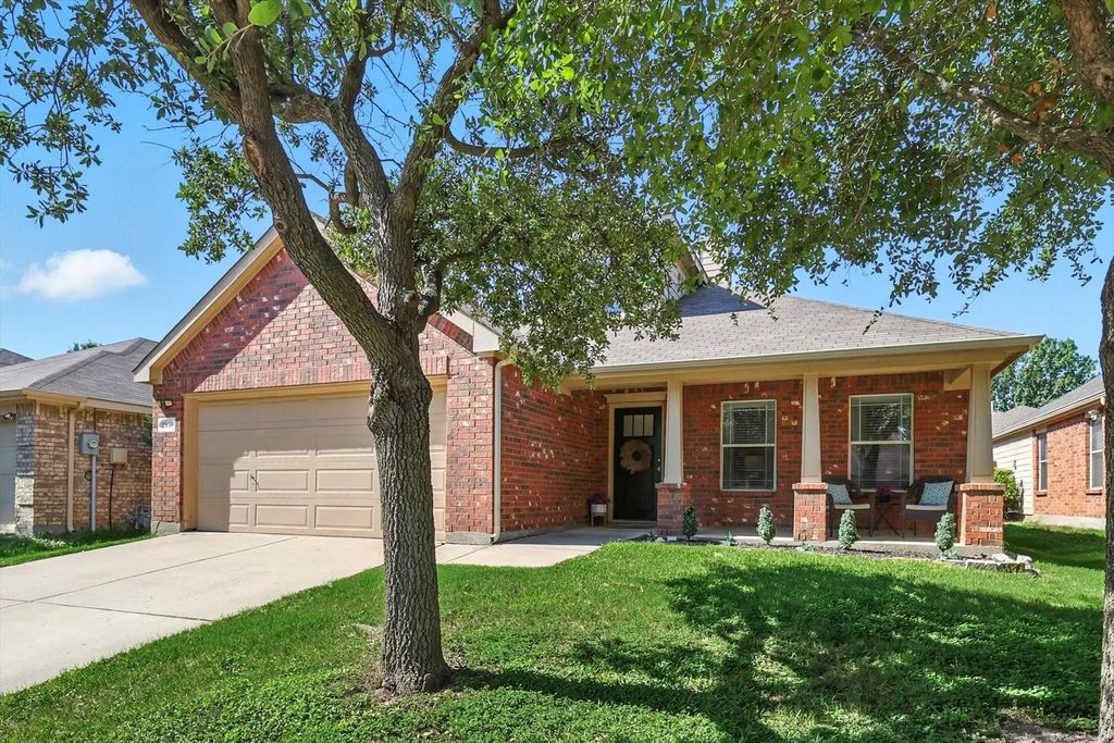 2936 Milby Oaks Drive, Fort Worth