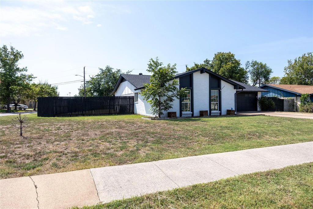 3500 Grande Bulevar, Irving