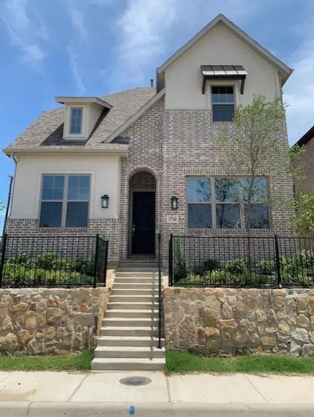 17746 Bottlebrush Drive, Dallas