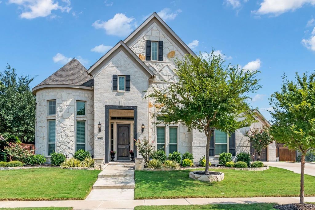 4917 Mcbreyer Place, Fort Worth