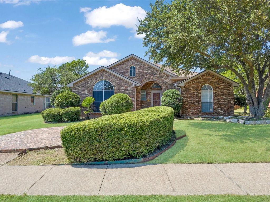 823 Ashley Place, Mesquite