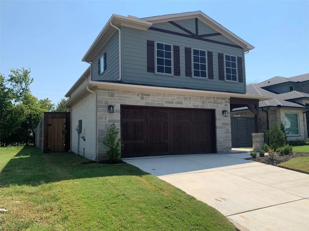 208 E Park Drive, Little Elm