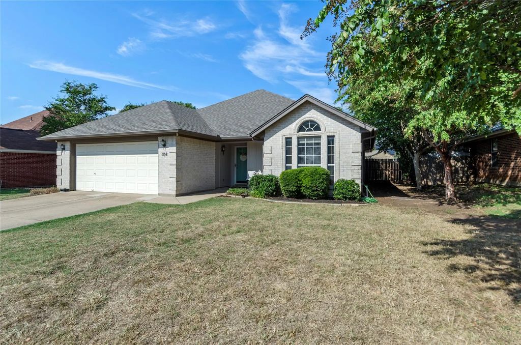 104 Troxell Boulevard, Rhome