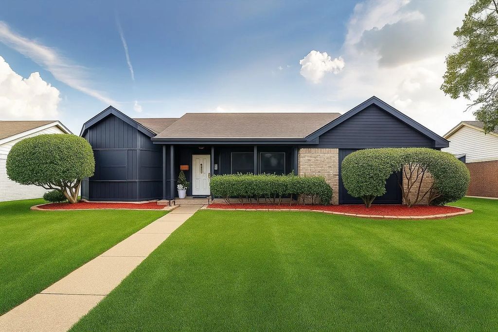 516 Quail Hollow Drive, Mesquite