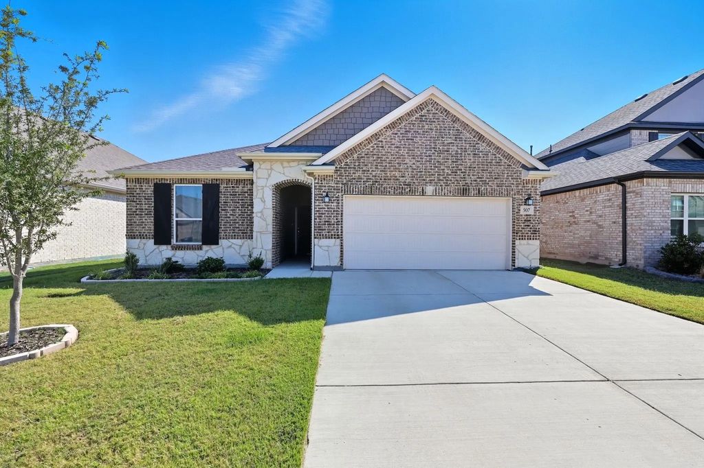 507 Claremont Drive, Justin