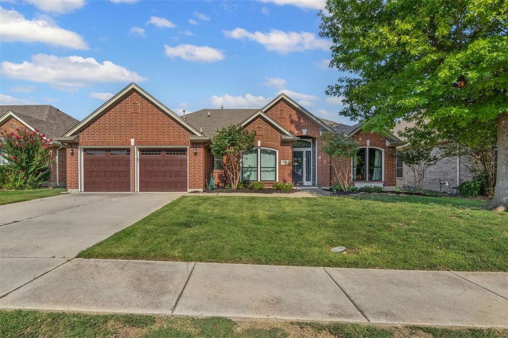 2618 Edgefield Trail, Mansfield