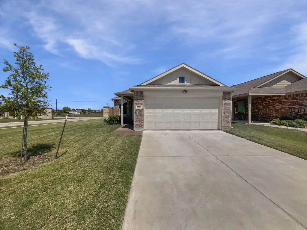 1338 Canyon Wren Drive, Forney