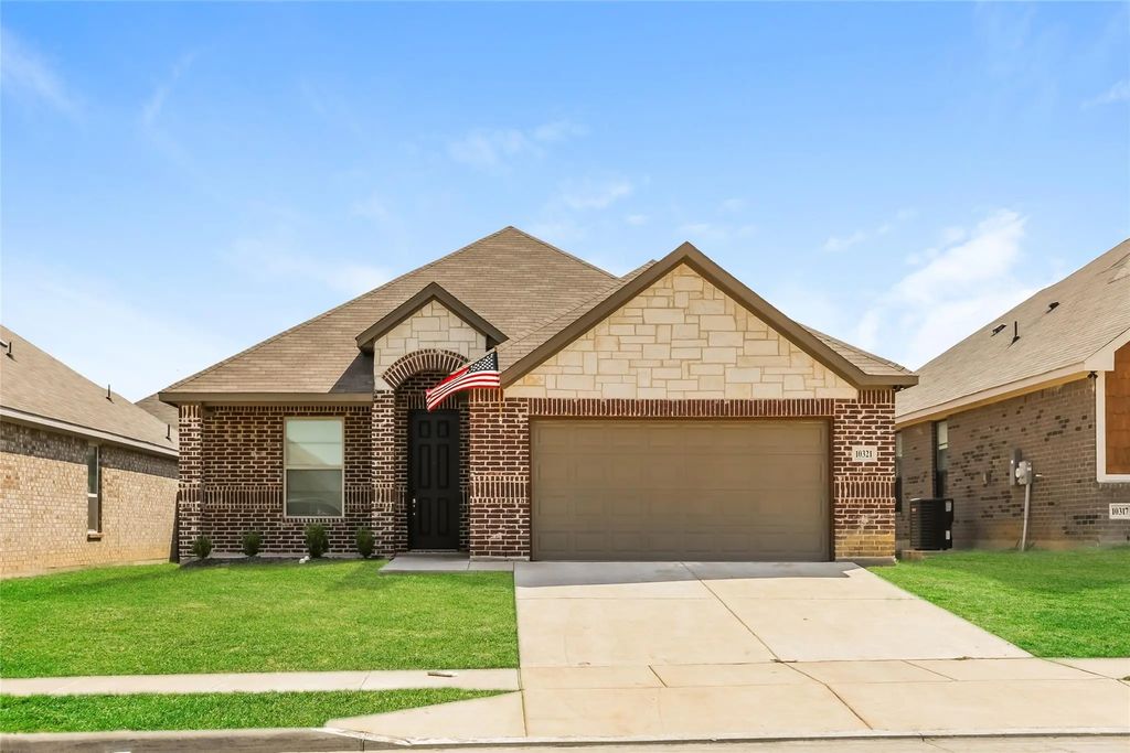 10321 Fort Teran Trail, Crowley