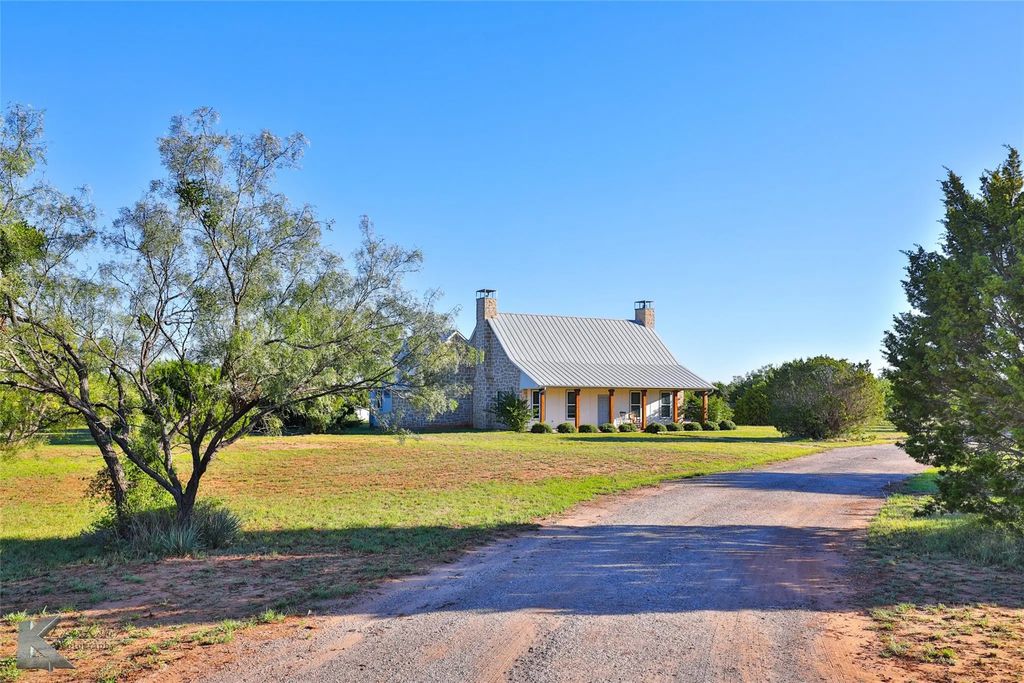 782 Bell Plains Road, Tuscola