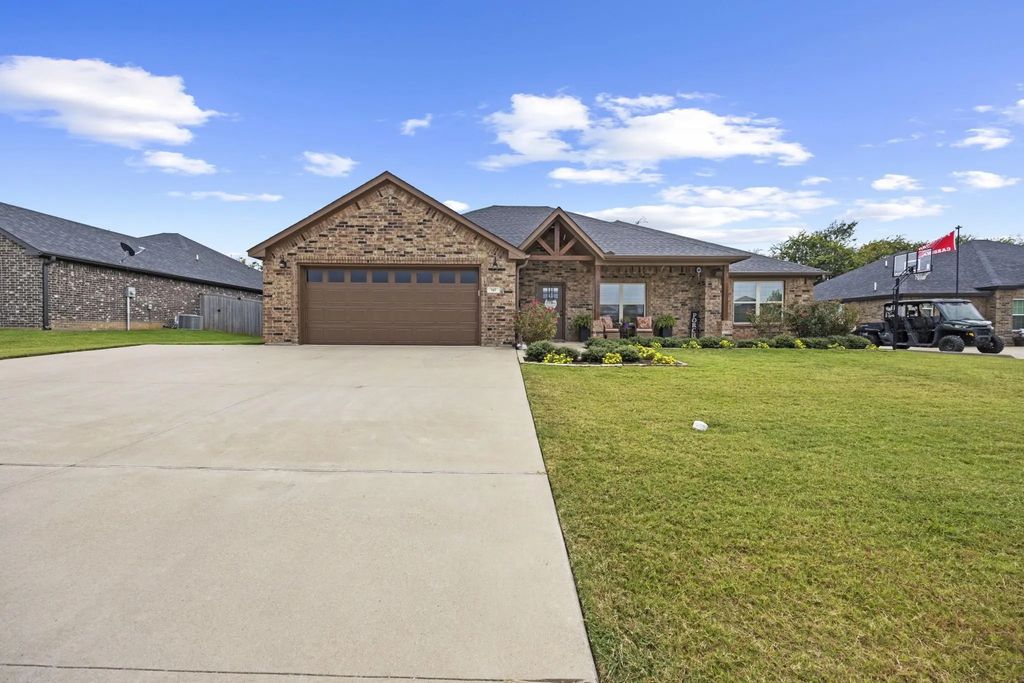 107 Fountain Meadows, Pottsboro