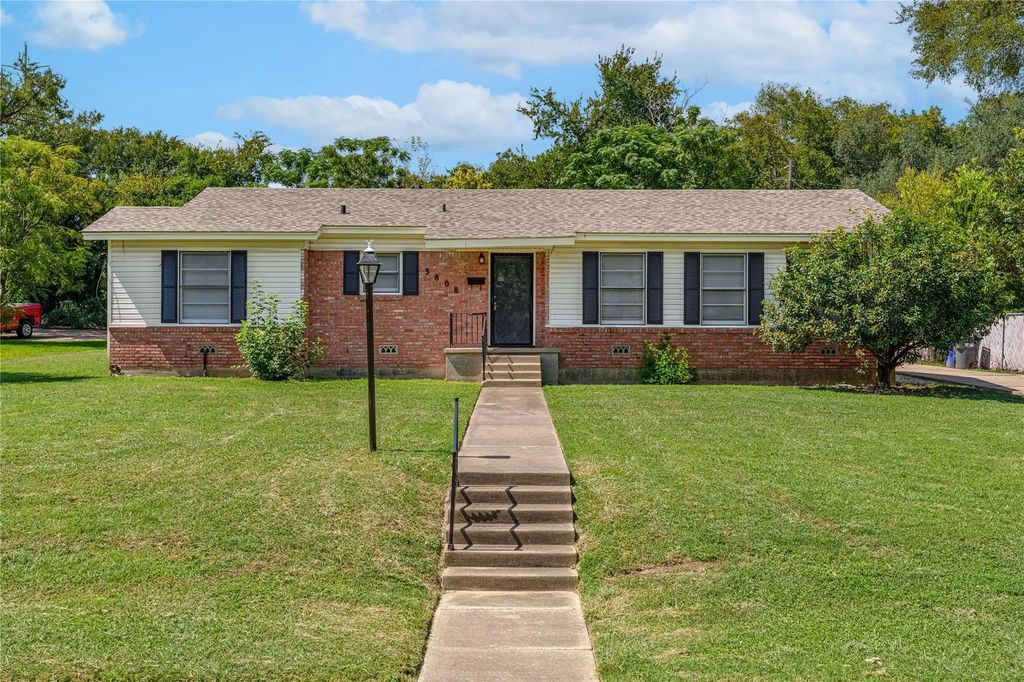 3808 N 30th Street, Waco