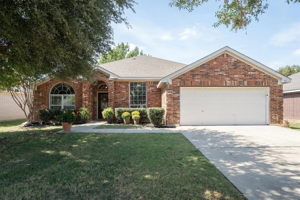 913 Sherry Lane, Saginaw