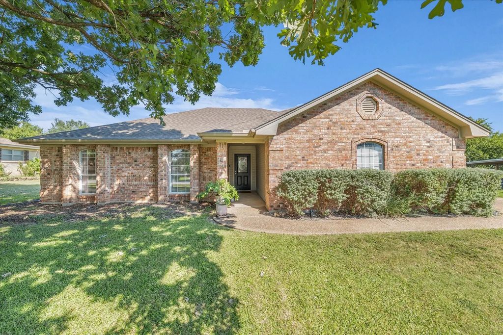 209 W Billington Drive, Waco
