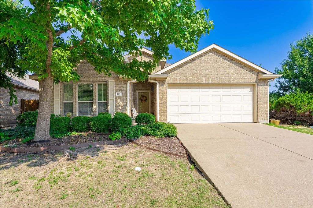 2051 Shawnee Trail, Heartland