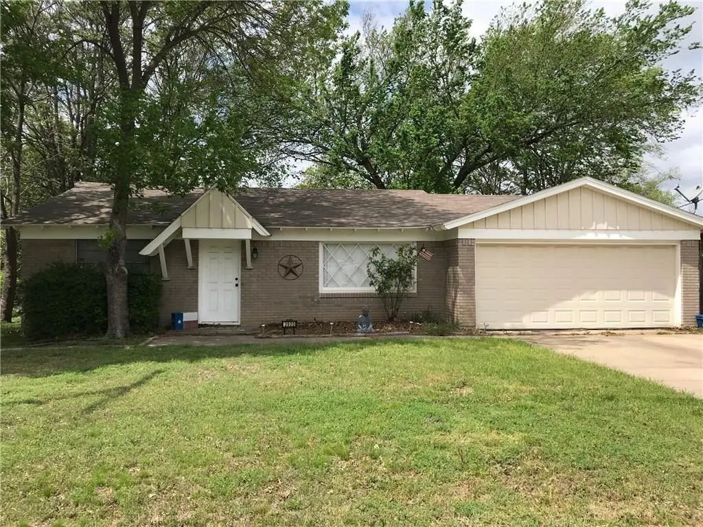 3920 Williams Road, Benbrook