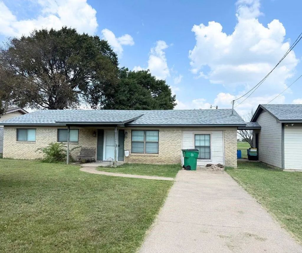 104 Sperry Lane, Red Oak